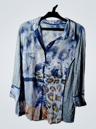 Blaue und graue abstrakte Druck Knopfhemd Größe 42