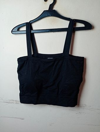 No Boundaries Schwarzes Geripptes Cropped Top
