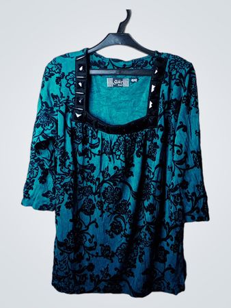 Slinky Brand Teal Floral Print Tunic Top