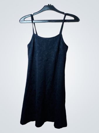 Schwarzes Slip-Kleid
