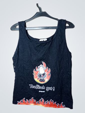 Black Sheepworld Tanktop mit Flammen und "Teuflisch gut!" Grafik