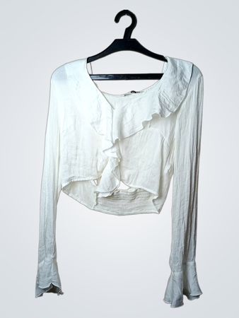 STRADIVARIUS Weißes Rüschencroptop