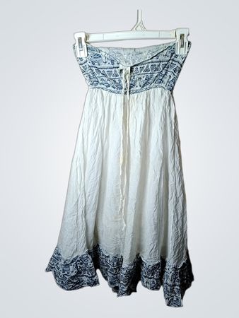 Ess Image trägerloses Kleid mit blauem Druck