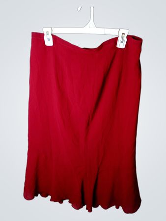 Roter Rock 100% Polyester