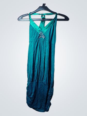 Ours Teal Verziertes Halterneck-Kleid