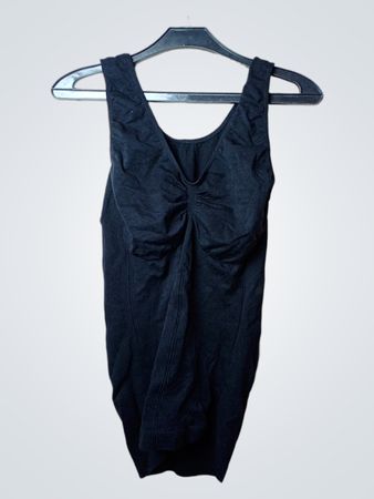 Schwarzes Tank-Top