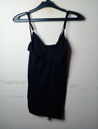 mey Deutschland seit 1928 Noblessa Schwarzes Spaghetti-Trägerkleid