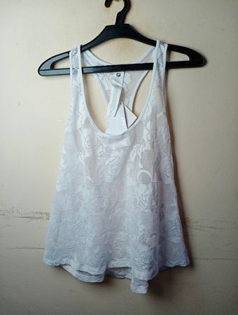 Fabletics Weißes Spitzen-Racerback-Top