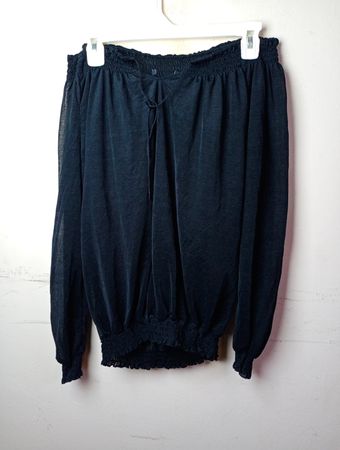 Schwarzes Off-Shoulder Langarm-Oberteil