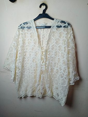 weißer Spitzen-Kimono-Cardigan