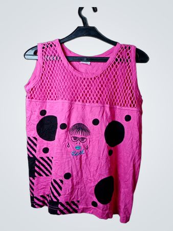 Rosa Tanktop mit Grafik und Pünktchen
