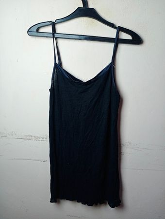 Schwarzes Spaghettiträger-Camisole