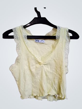 FB Sister Rippstrick Spitze Besatz Cropped Tanktop