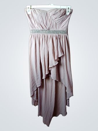 Lipsy London Trägerloses Verziertes Hi-Low Kleid