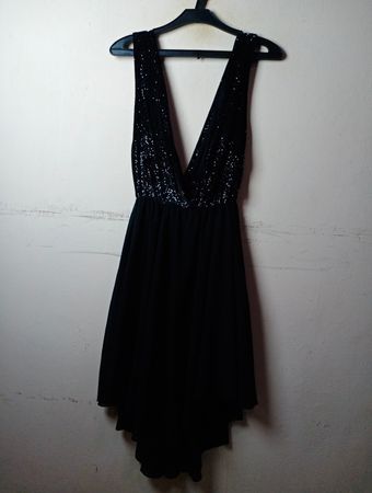 Schwarzes Pailletten-V-Ausschnitt-Kleid