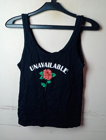 H&M Divided Schwarzes Rose Grafik Tanktop