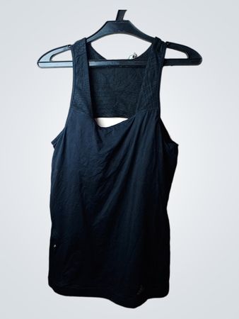 Adidas ClimaCool schwarzes Tanktop mit offenem Rücken