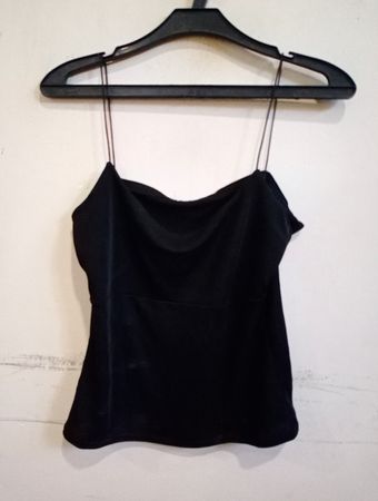 Schwarzes Spaghettiträgershirt
