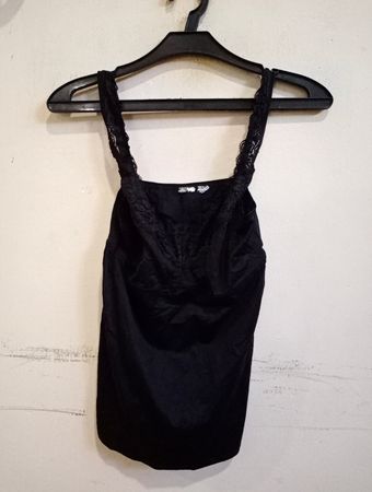 Schwarze Spitzen-Träger-Camisole