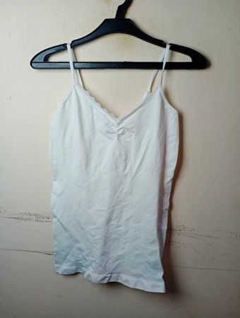 Weißes Camisole-Top