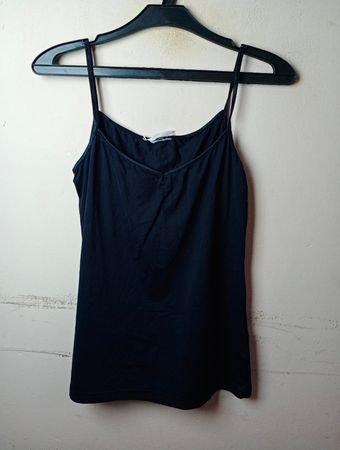 Schwarzes Spaghetti-Träger Tanktop