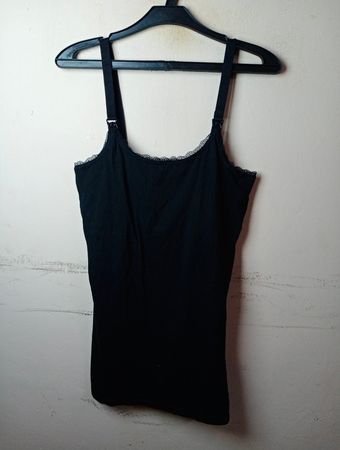 Esmara Schwarze Spitzenbesatz Top