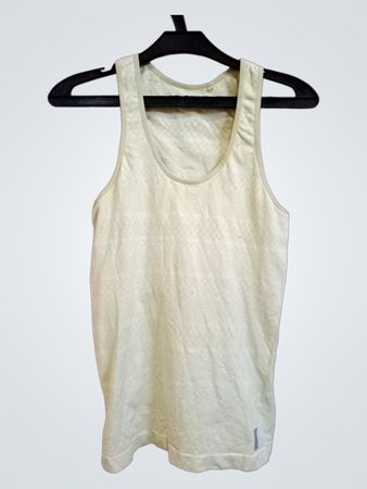 Hellgelbes Tanktop