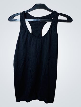 Schwarzes Tanktop