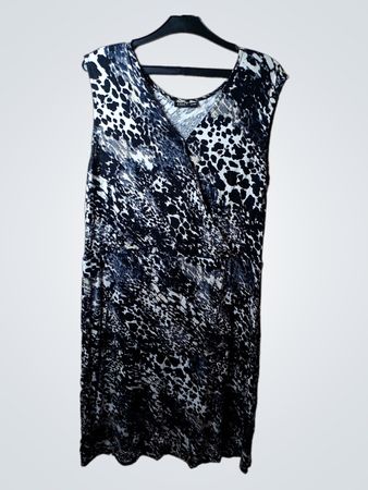 Laura T. Klassisches ärmelloses Maxikleid mit Tierdruck