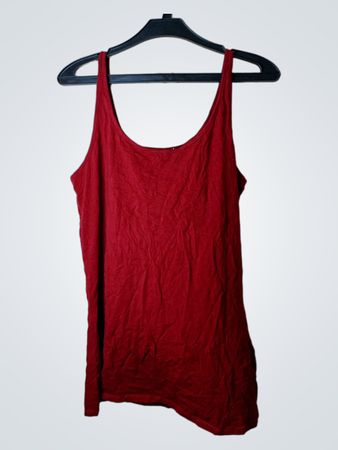 Rotes Tanktop