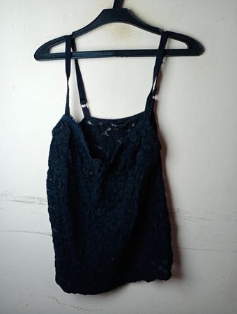 Mango Basics Schwarzes Spitzen-Cami-Top