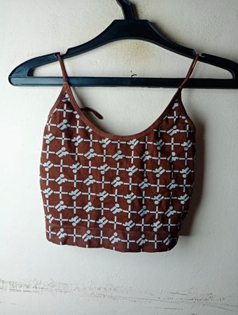 Out From Under Für Urban Outfitters Braunes Weißes Muster Crop Top