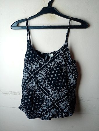 H&M Divided Schwarzes Bandana-Print Cami-Top