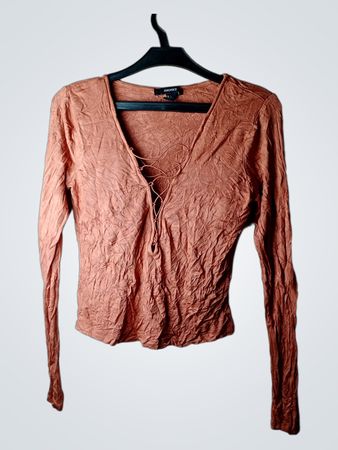 Forever 21 Drapiertes Schnür-V-Ausschnitt Langarm-Oberteil