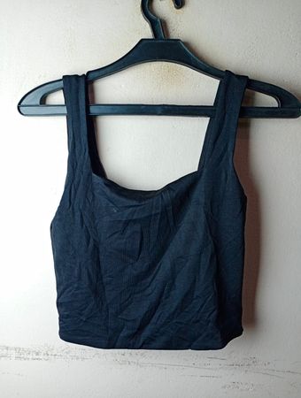 Amisu Schwarzes Gekürztes Tanktop