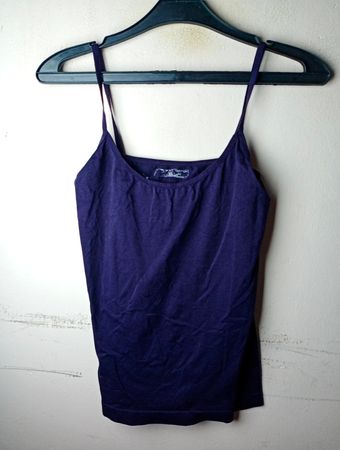 Lila Spaghetti-Träger-Camisole