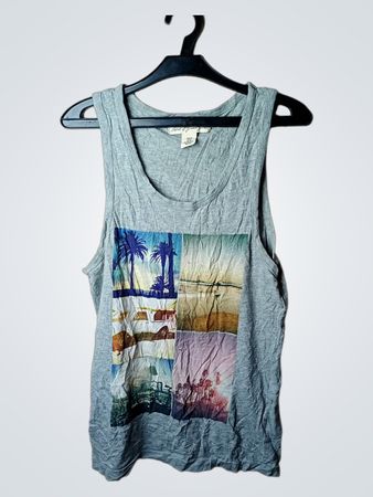 Tanktop für Frauen von Lucky Brand mit Grafik einer Strandlandschaft