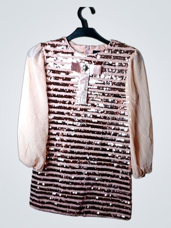 RICHMONDS Pink Sequin Kleid mit durchsichtigen Ärmeln