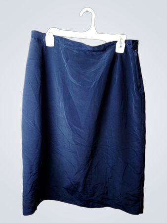 Marineblauer Rock