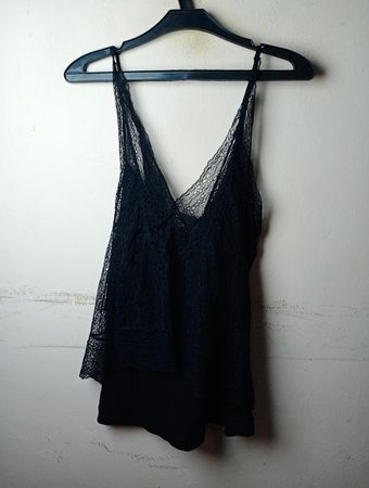 Schwarzes Spitzen-Camisole