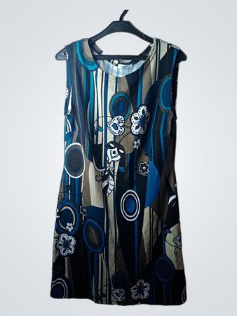 Yessica Ärmelloses Kleid mit abstractem Druck