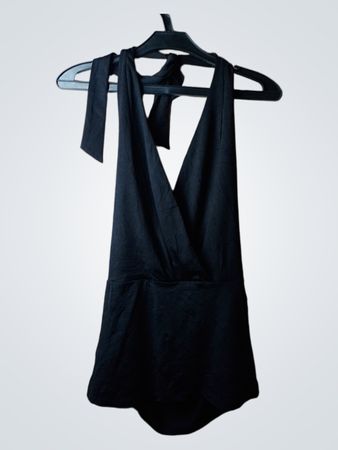 Easymworld Black Halter Neck Wrap Top