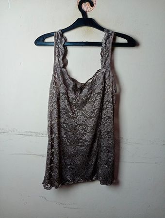 Spitzen-Trägershirt