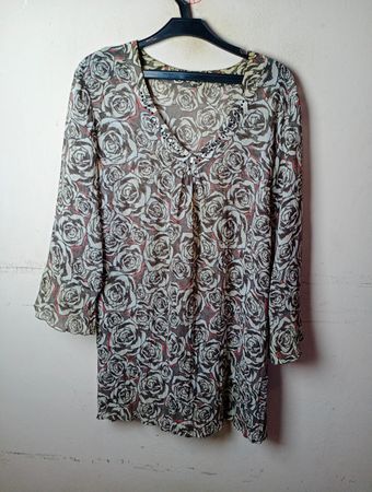 Durchsichtige Rosenmuster-Bluse