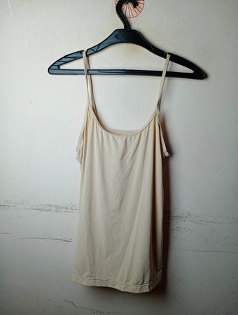 essentials Spaghetti-Träger Tanktop