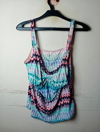 Tanktop mit buntem Muster