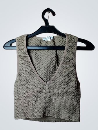 STRADIVARIUS ärmelloses strukturiertes Crop-Top