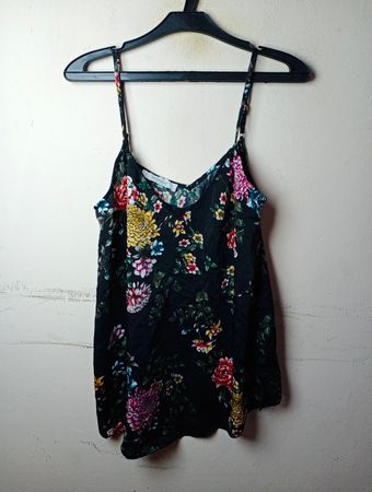 Blumenmuster-Trägershirt