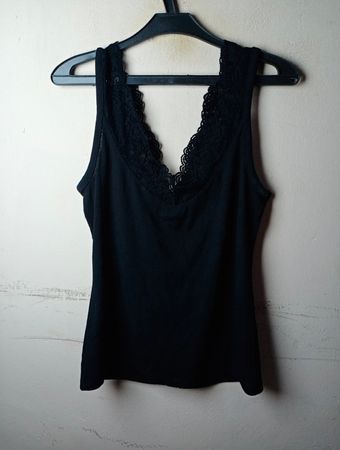 H&M Schwarzes Spitzenbesatz Tanktop