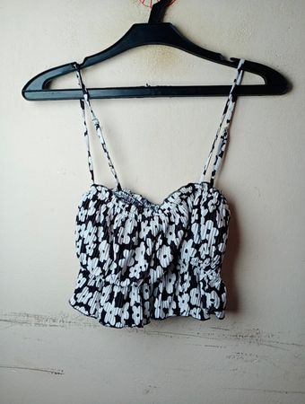 Bershka florales Druck gerafftes Crop-Top